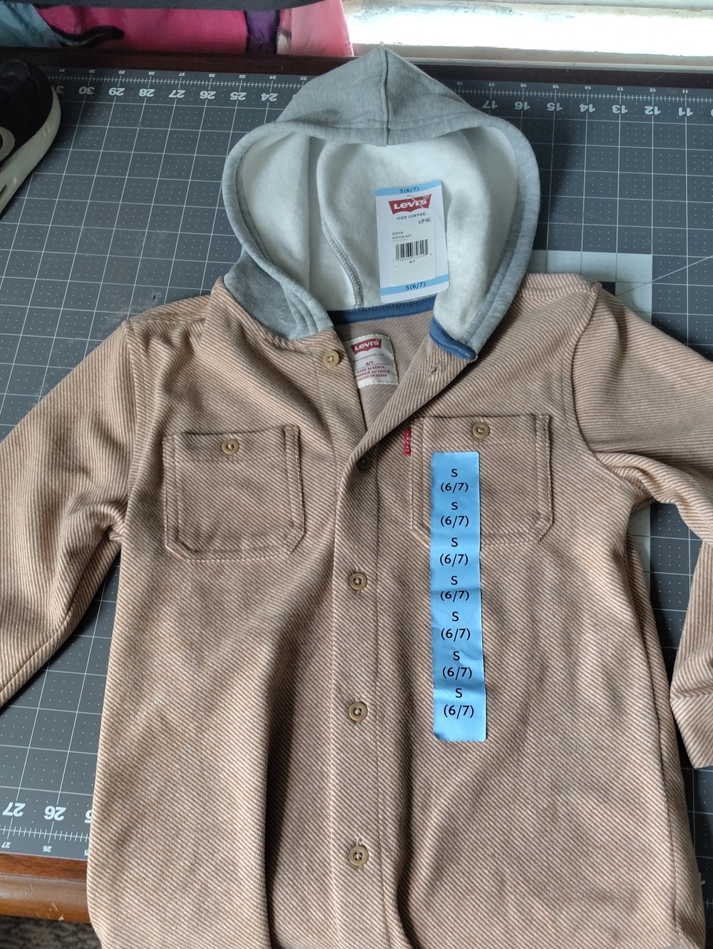 Levi's Kids Tan Hooded Jacket - Size S (6/7)